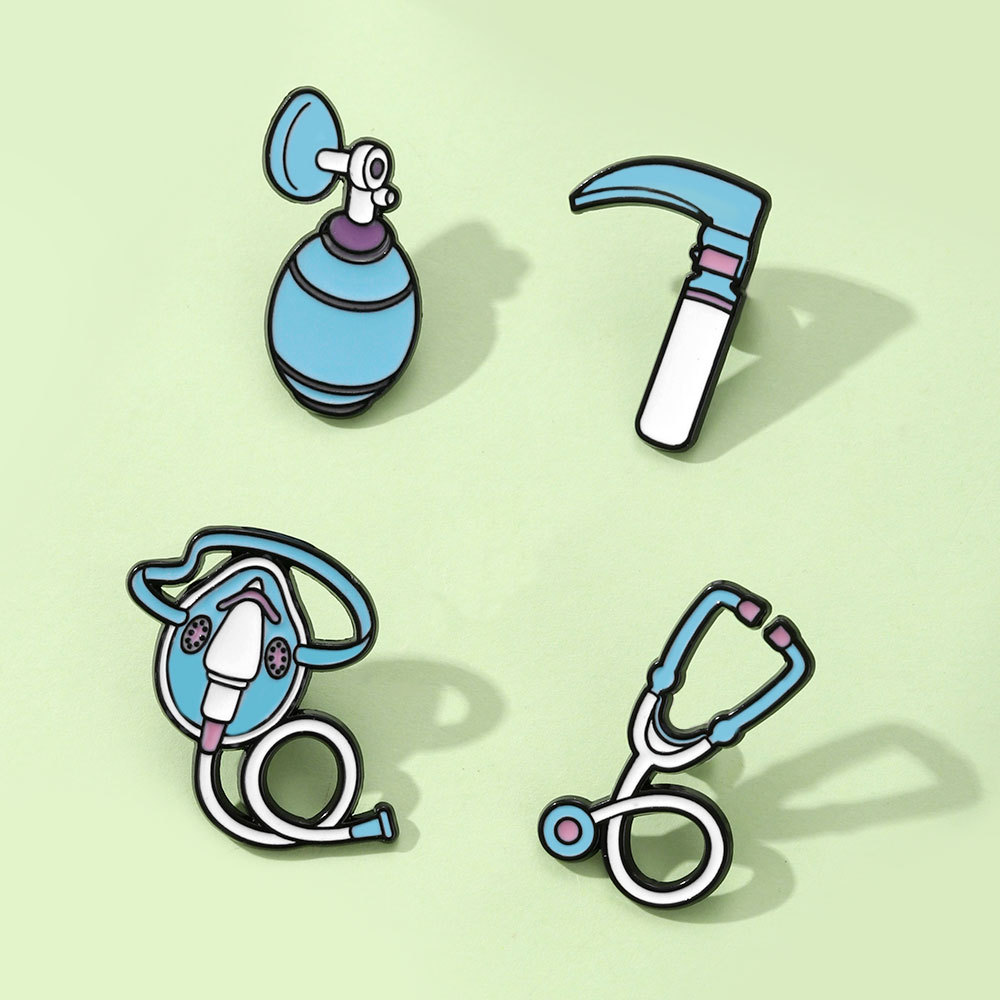 Creative Medical Cartoon Brooc - Medical Laboratory Science บทวิจารณ์และราคา